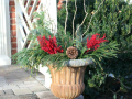 diy-christmas-planters-easy-outdoor-christmas-planters