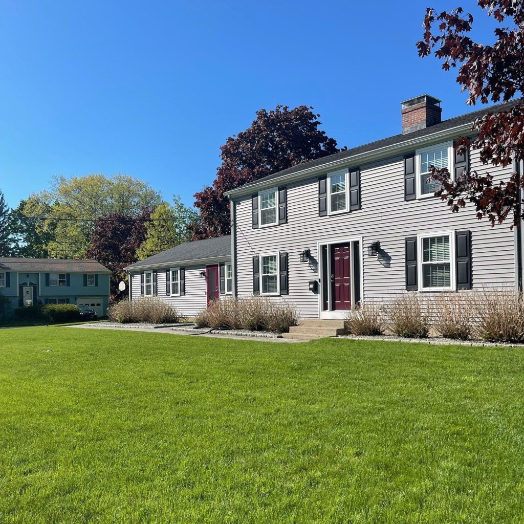 Best Lawn Fertilization Services in Rhode Island for 2025