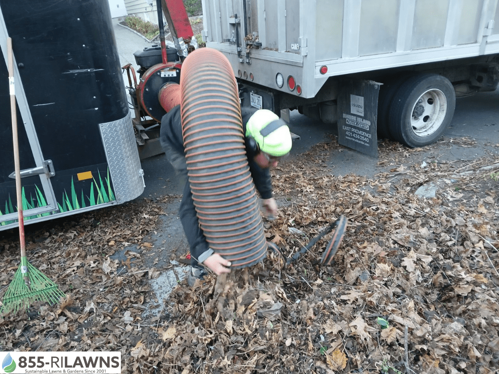 How-to-Manage-and-Recycle-Yard-Waste-After-Fall-Cleanup